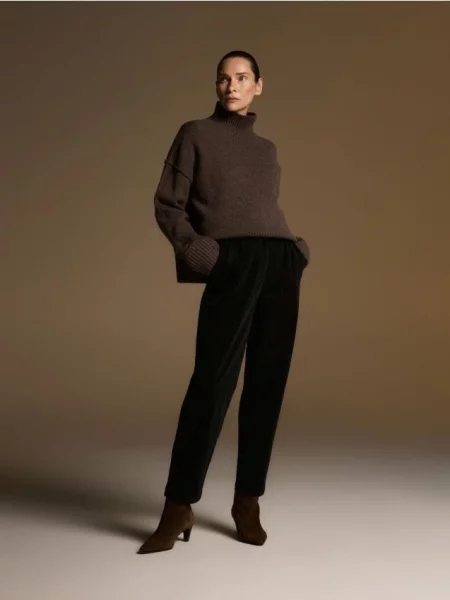 Reserved Вельветові штани чорний