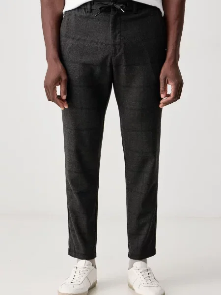 BOSS Orange pantaloni pentru bărbați cu vâscoză negru