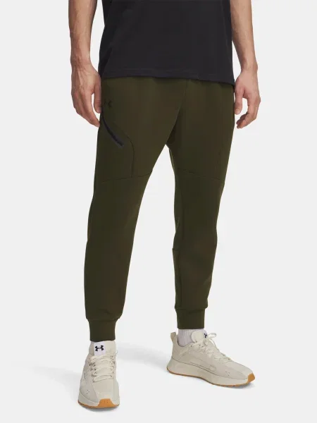 Športne hlače Under Armour črna