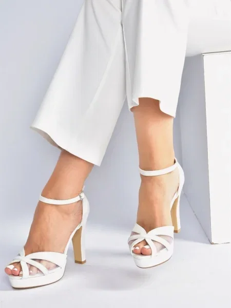 Sukienka wieczorowa Fox Shoes na platformie