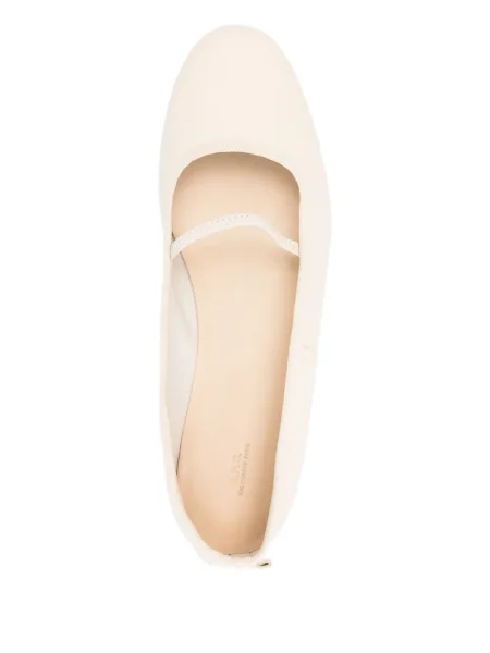 Balerini A.p.c. din piele