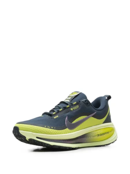 Sneakerși Nike Vomero albastru
