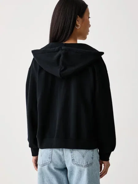 Bluza z kapturem Levi's z kapturem czarna