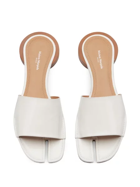 Lapos talpú mules Maison Margiela fehér