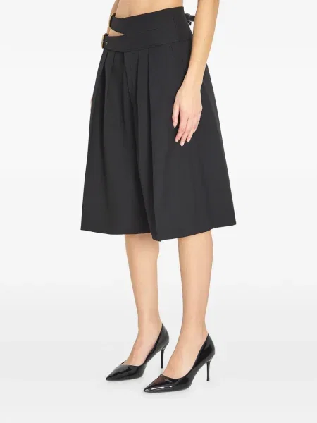 Pantaloni scurți Chloé plisate negru