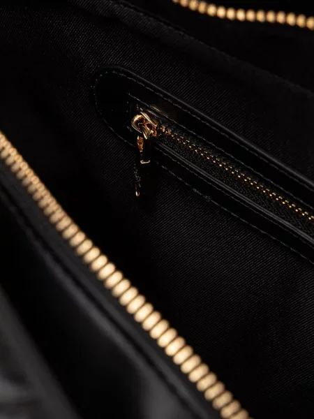 Кожаная сумка Love Moschino