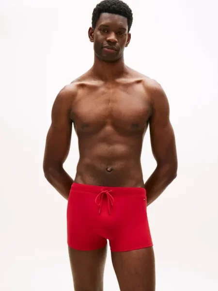 Pantaloni scurți Tommy Hilfiger roșu