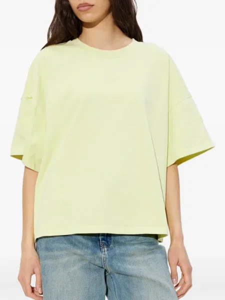 Tricou Gestuz cu decolteu rotund verde