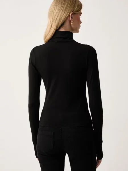 Лонгслив Guess