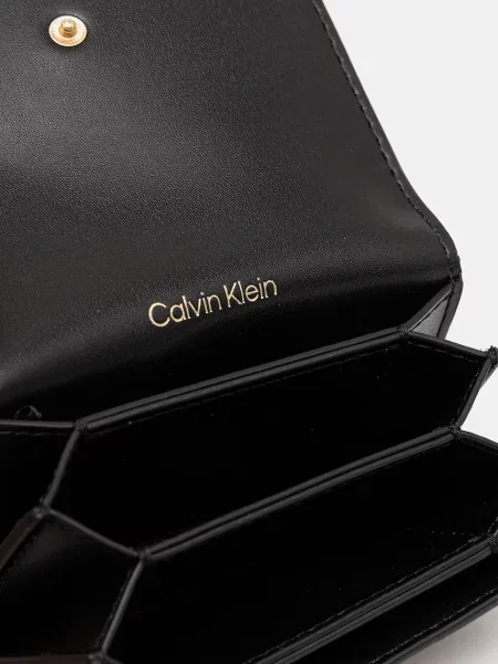 Pénztárca Calvin Klein fekete