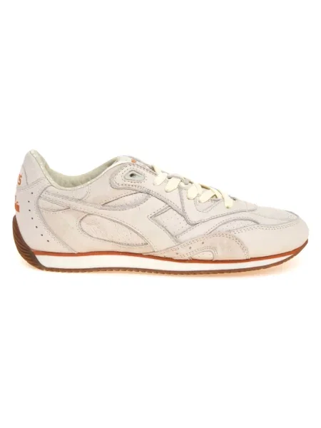 Sneakersy Diadora skórzane z przetarciami białe