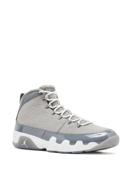 Sneakerși Jordan gri