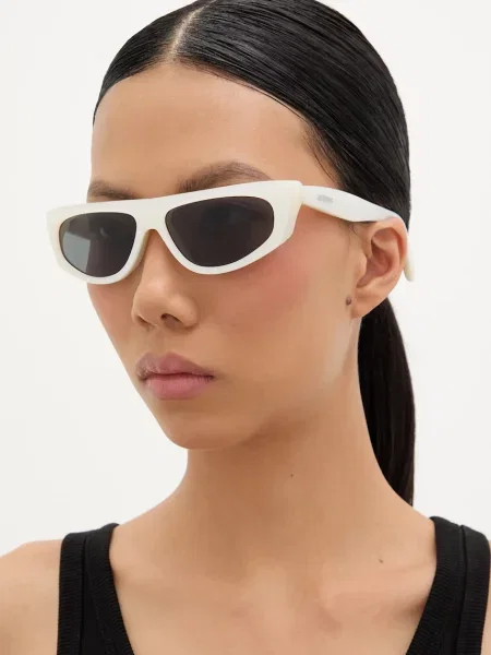Солнцезащитные очки Jacquemus