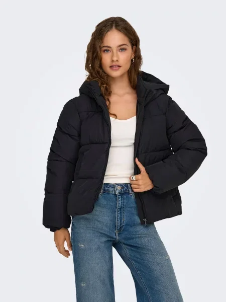 Зимова куртка Only JUTA SHORT PUFFER OTW чорний
