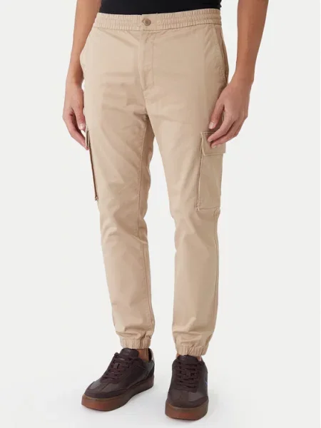 Joggers kalhoty Calvin Klein Jeans hnědé