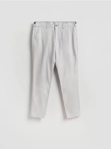 Reserved Chino nohavice slim fit svetlošedá