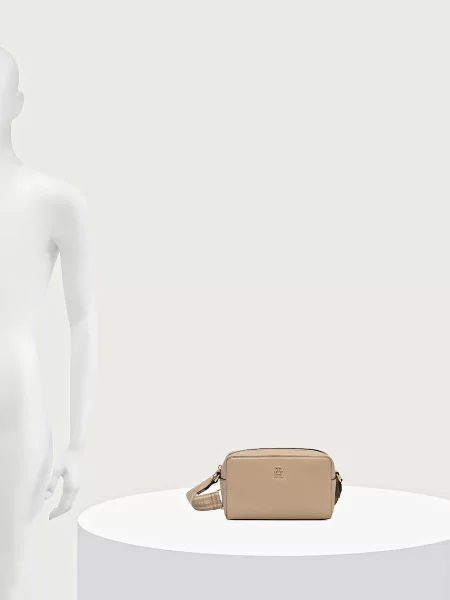 Tommy Hilfiger чанта crossbody дамска от имитация на кожа бежово