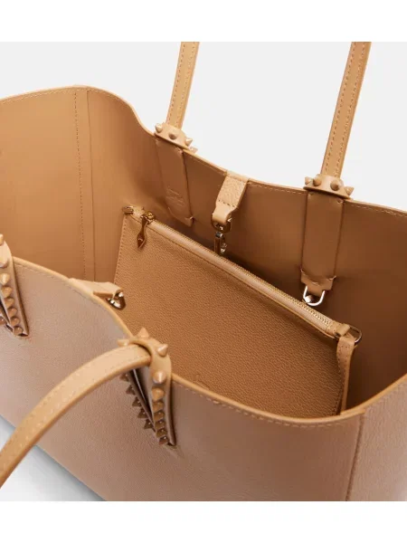 Geanta de piele Christian Louboutin din piele bej