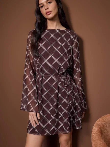Trendyol Rochie ciocolatiu alb