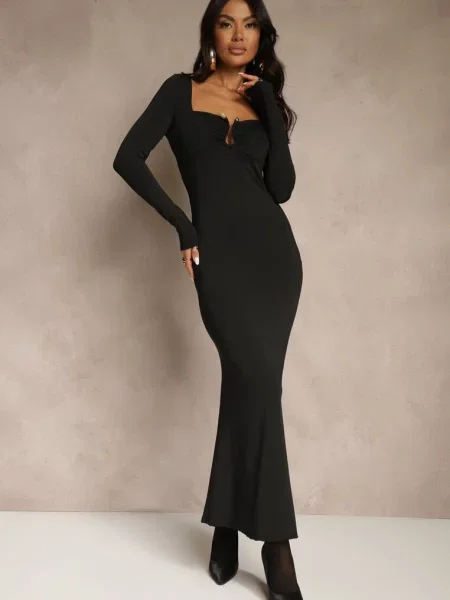 Sukienka Koktajlowa z Wiskozą Ozdobiona Metaliczną Aplikacją Refane czarna