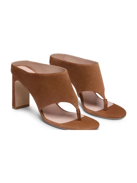 Klapki Stuart Weitzman skórzane brązowe