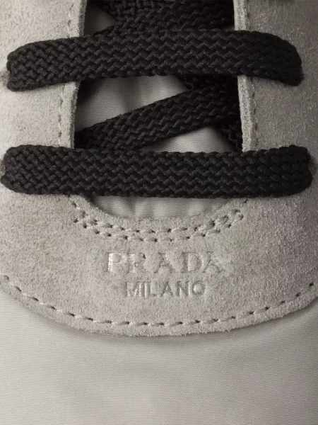 Sneakerși Prada cu șireturi din dantelă gri