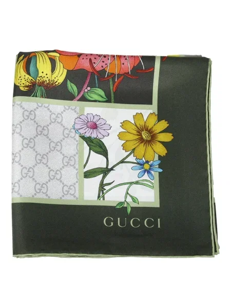 Fular Gucci cu model floral cu imagine verde