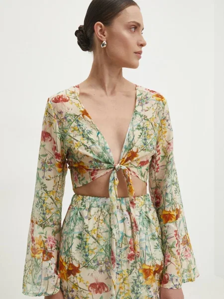 Блуза с коприна Answear Lab с десен зелено