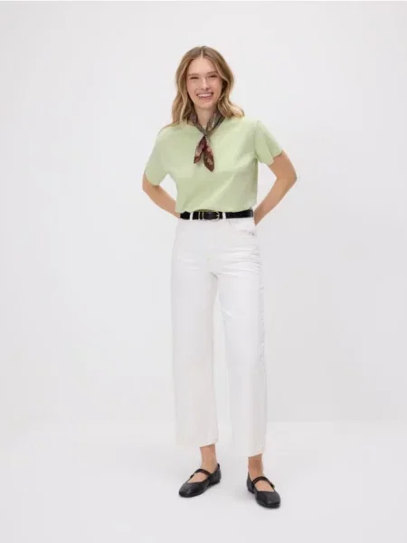 Reserved Tricou regular din verde-deschis verde