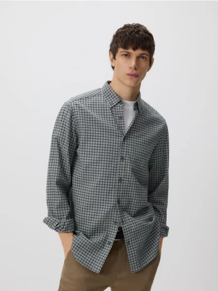 Reserved Cămașă regular fit din verde-închis verde