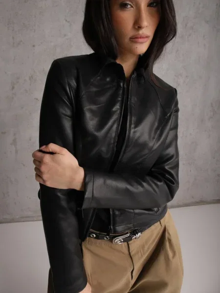 Geacă Issanor neagră