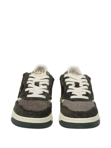 Sneakerși Autry de catifea maro