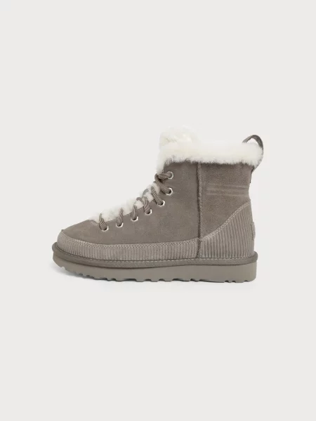 UGG Škornji za v sneg Classic Heritage kaki