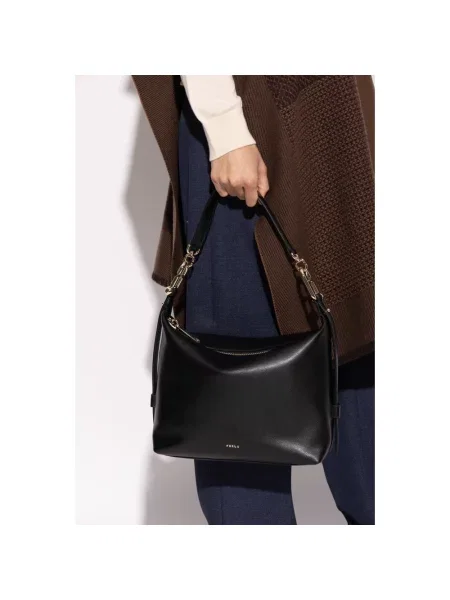 Torebka Furla skórzana elegancka czarna