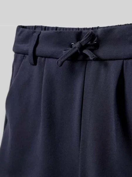 Bermudy o kroju regular fit z elastycznym pasem model ‘POPTRASH’ Only granatowe