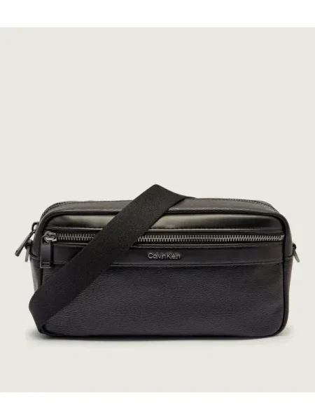 Calvin Klein Válltáska fekete
