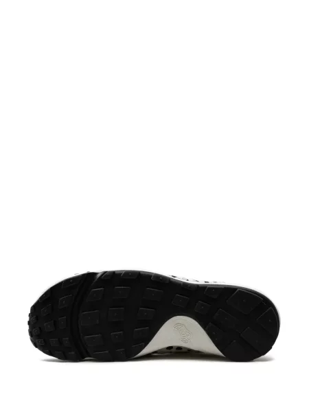 Tenisky Nike Vomero žluté
