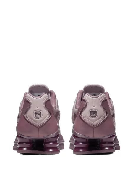 Маратонки Nike Vomero розово