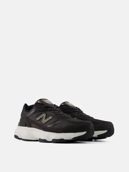 Повседневные кроссовки New Balance с сеткой в сеточку черные