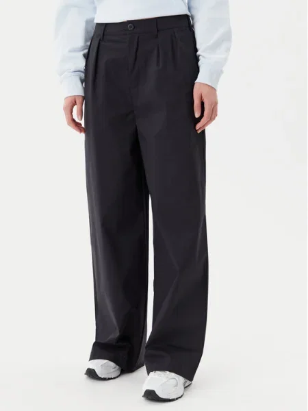 New Balance Pantaloni din Boylston negru