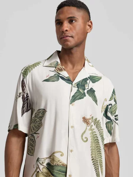 Koszula casual o kroju regular fit z kołnierzykiem kent model Kawai' Joop! Collection biała