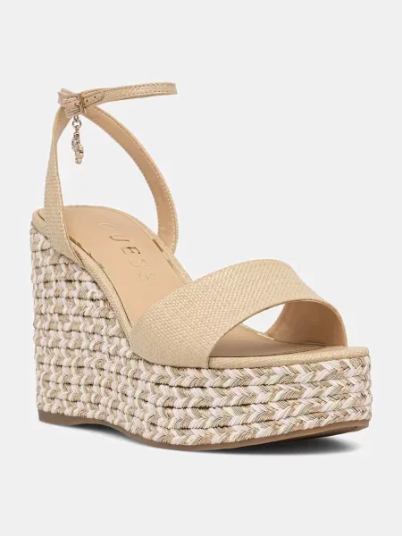 Босоножки Guess