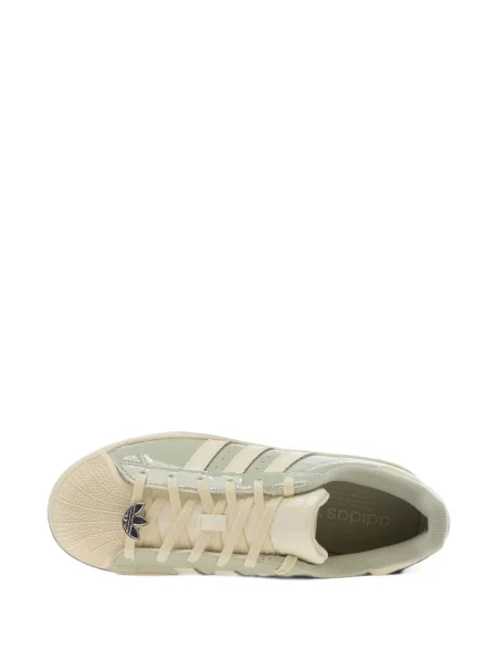 Sneakerși Adidas Superstar cu imagine cu model floral roșu