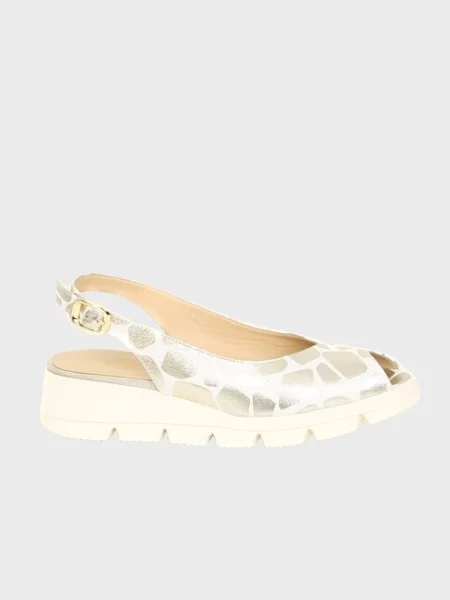 Босоножки Brunate белые