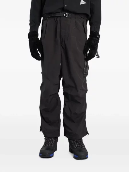 Pantaloni cargo And Wander cu broderie negru