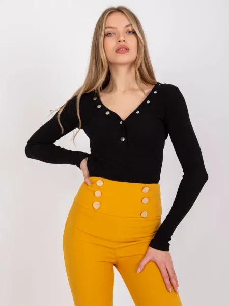 Bluza Fashionhunters s V-izrezom crna