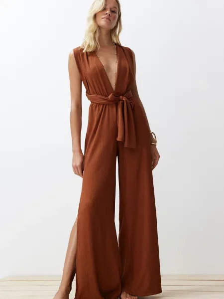 Salopetă Trendyol cu spatele deschis maro