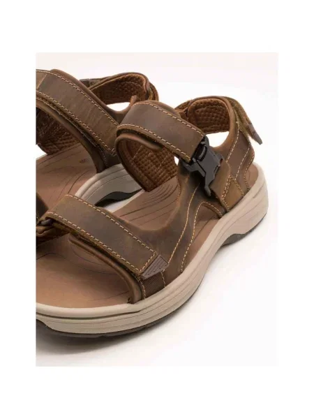 Clarks Sandale Saltway Edge maro