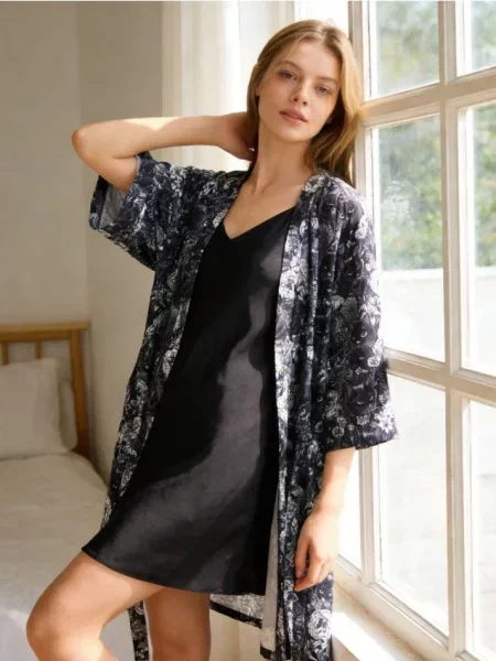 Sinsay szlafrok wiązany z w talii czarny