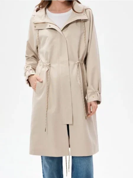 Подовжена парка з каптуром кремовий